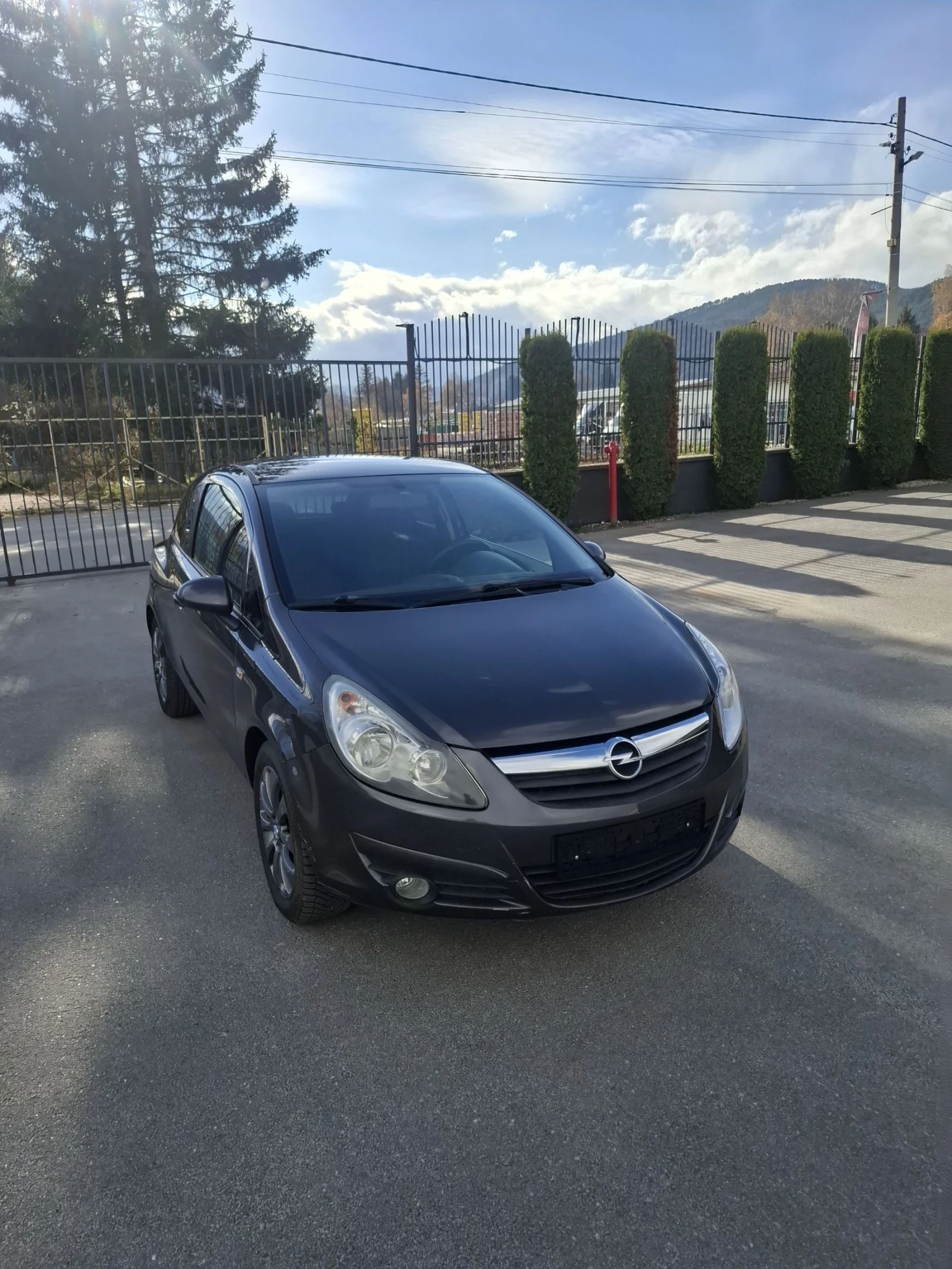 Opel Corsa 1.2i 86к.с ЕВРО5 - изображение 3