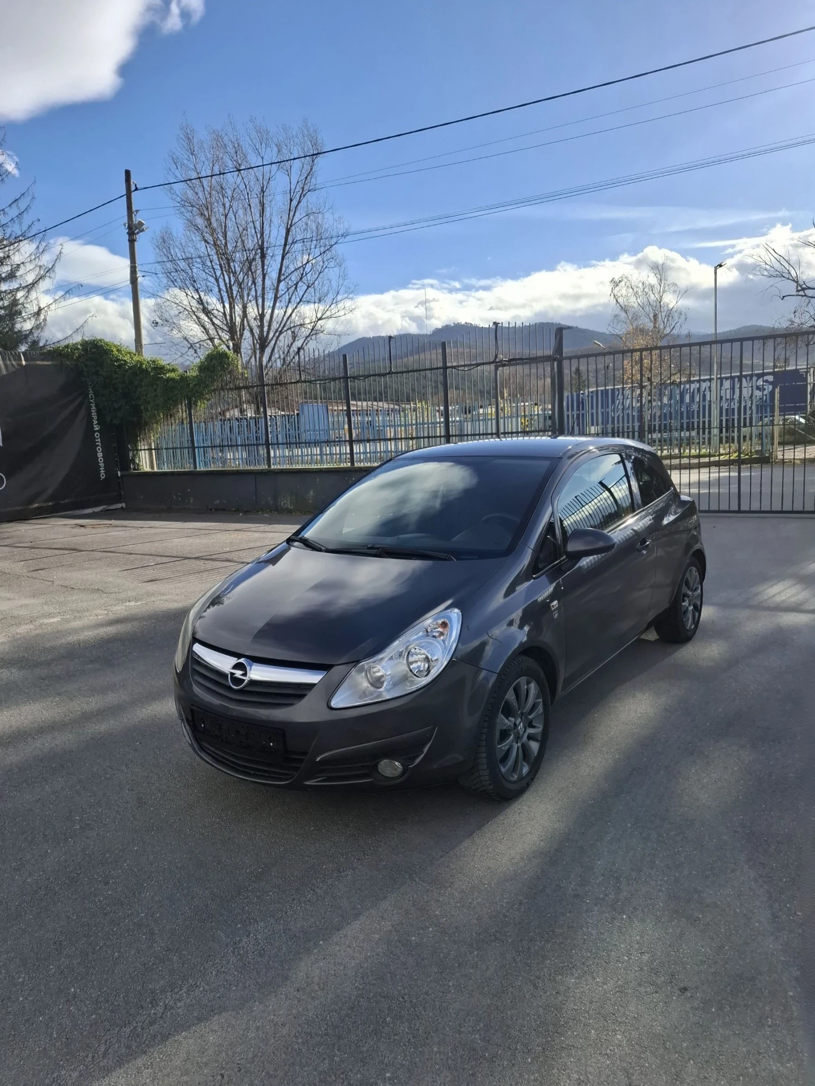 Opel Corsa 1.2i 86к.с ЕВРО5 - изображение 2
