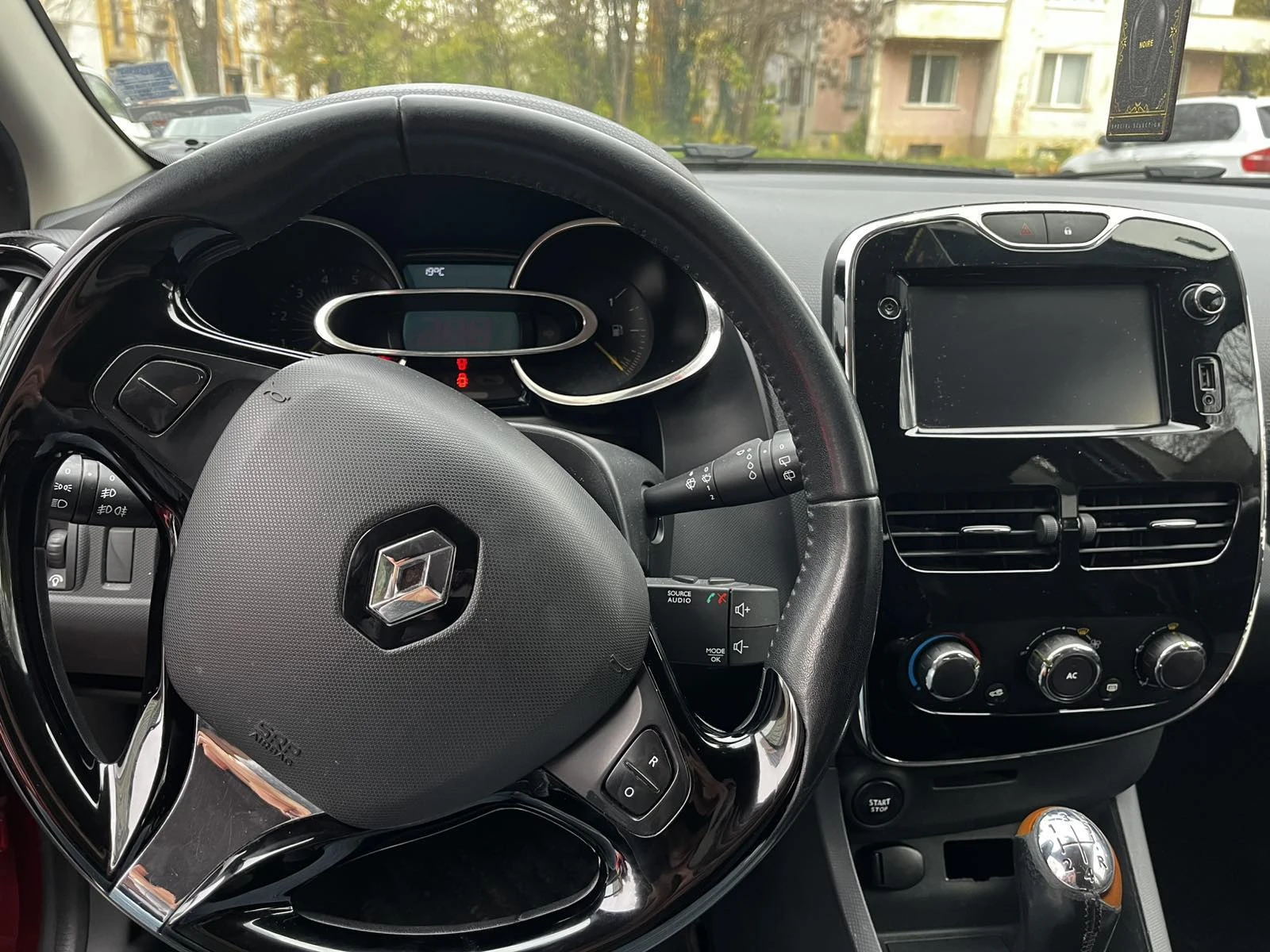 Renault Clio  - изображение 4