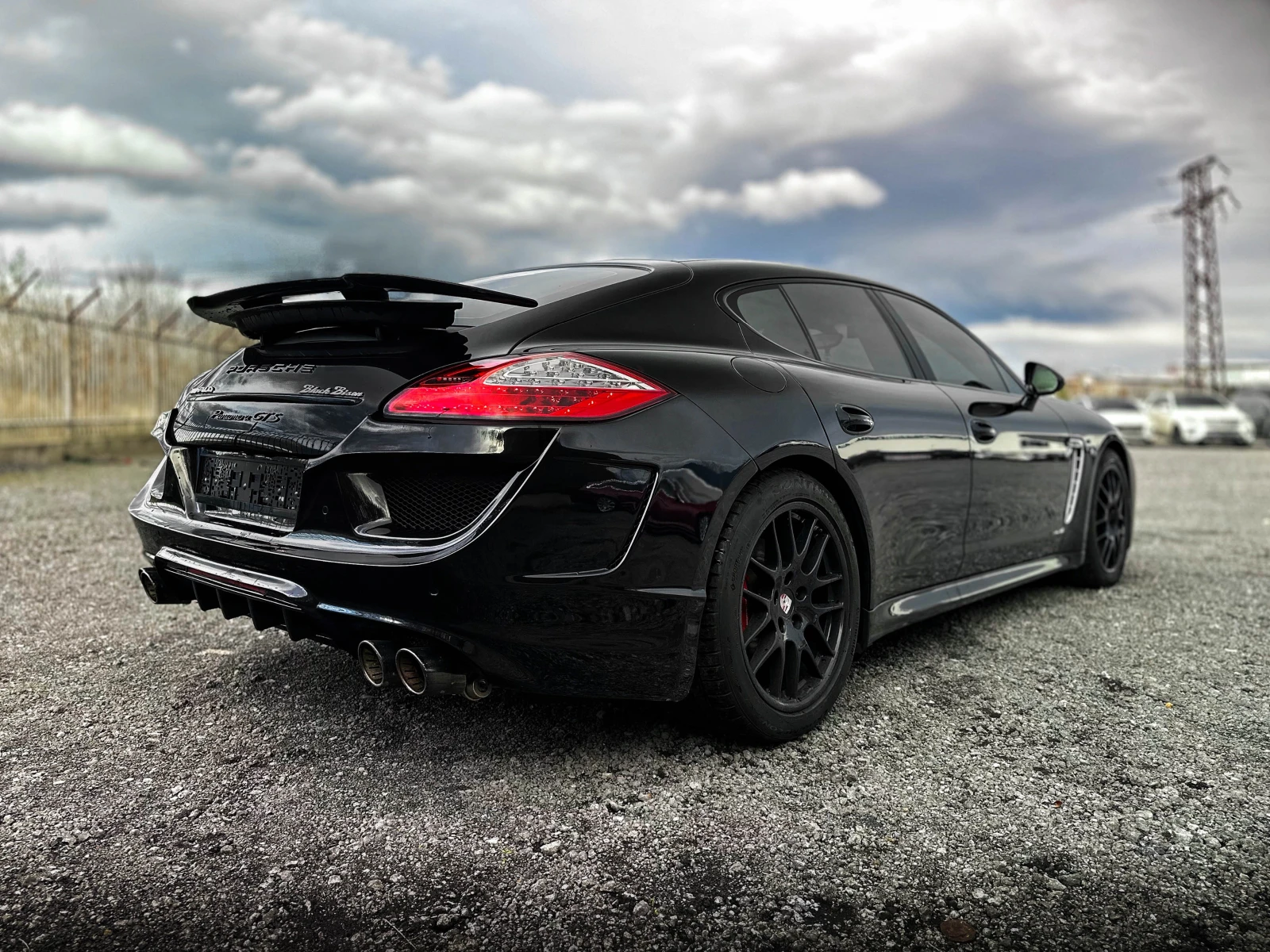 Porsche Panamera GTS WALD BODYKIT* CARPLAY* SPORTCHRONO, снимка 4 - Автомобили и джипове - 53442317