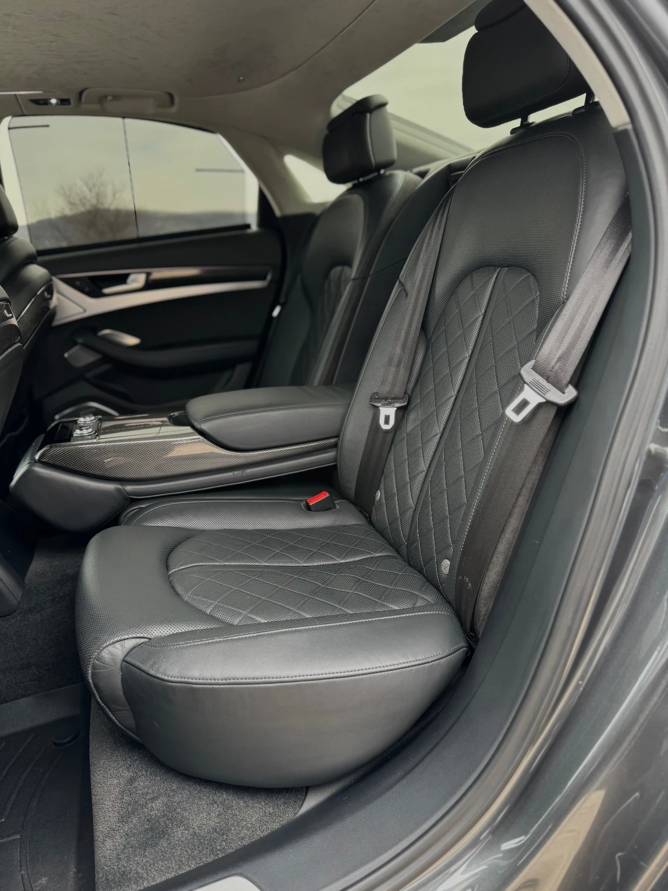 Audi S8 4.0TFSI* MATRIX* CARBON* MASSAGE* 360*  | Mobile.bg � ����������� 13