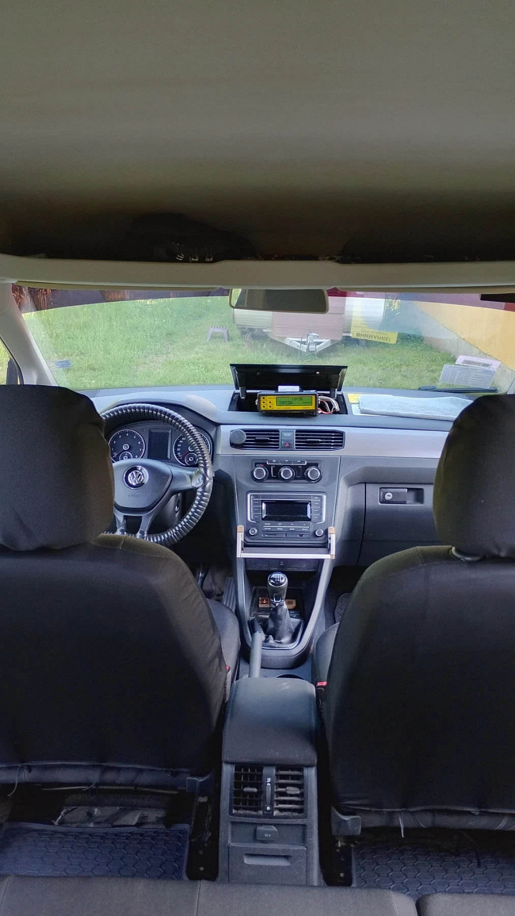 VW Caddy, снимка 11 - Автомобили и джипове - 54759677