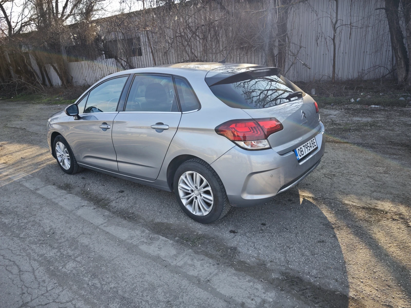 Citroen C4, снимка 3 - Автомобили и джипове - 53832966