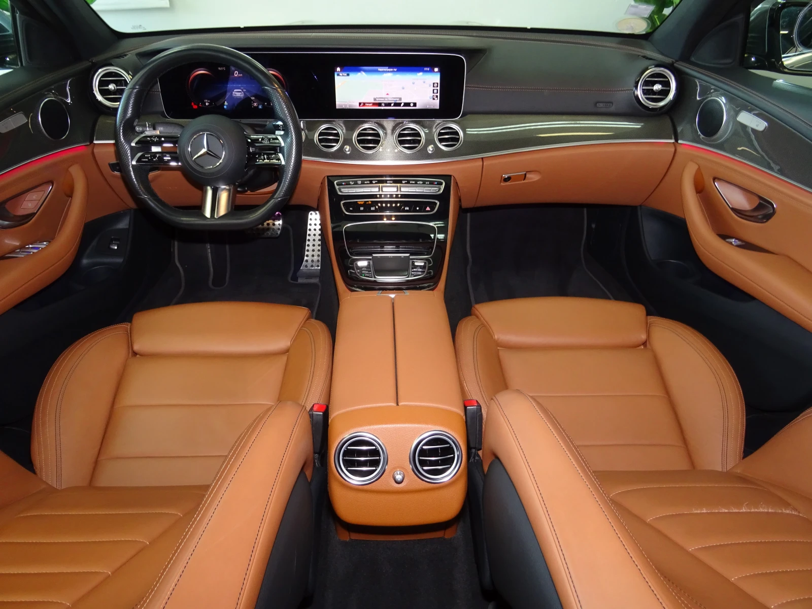 Mercedes-Benz E 220 D AMG LINE 9G  | Mobile.bg � ����������� 11