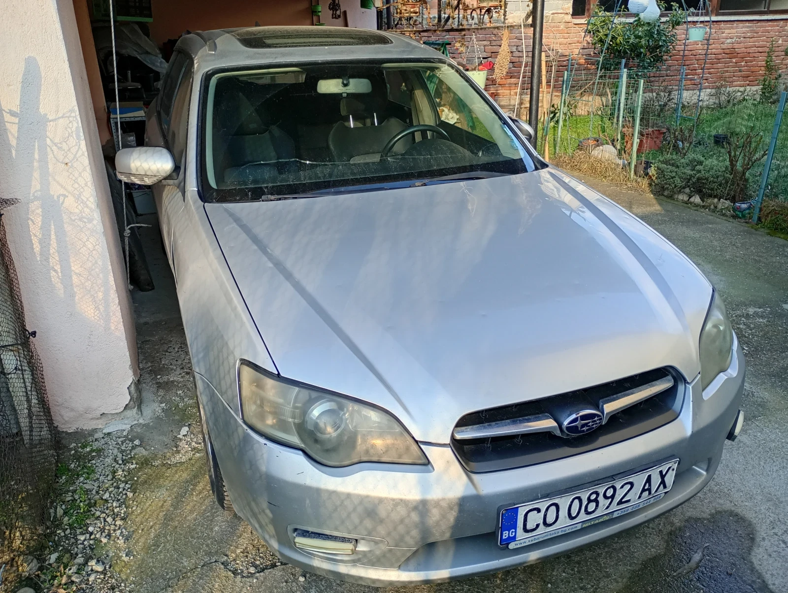 Subaru Legacy 2.5 165hp Manuel transmission, снимка 2 - Автомобили и джипове - 54323375