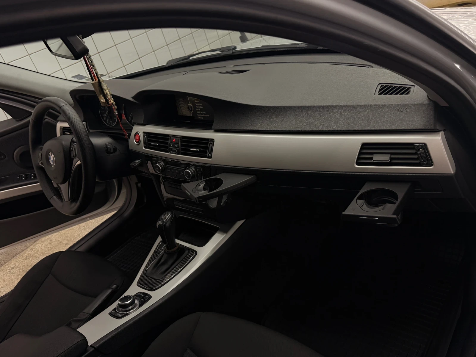 BMW 320, снимка 3 - Автомобили и джипове - 54575022