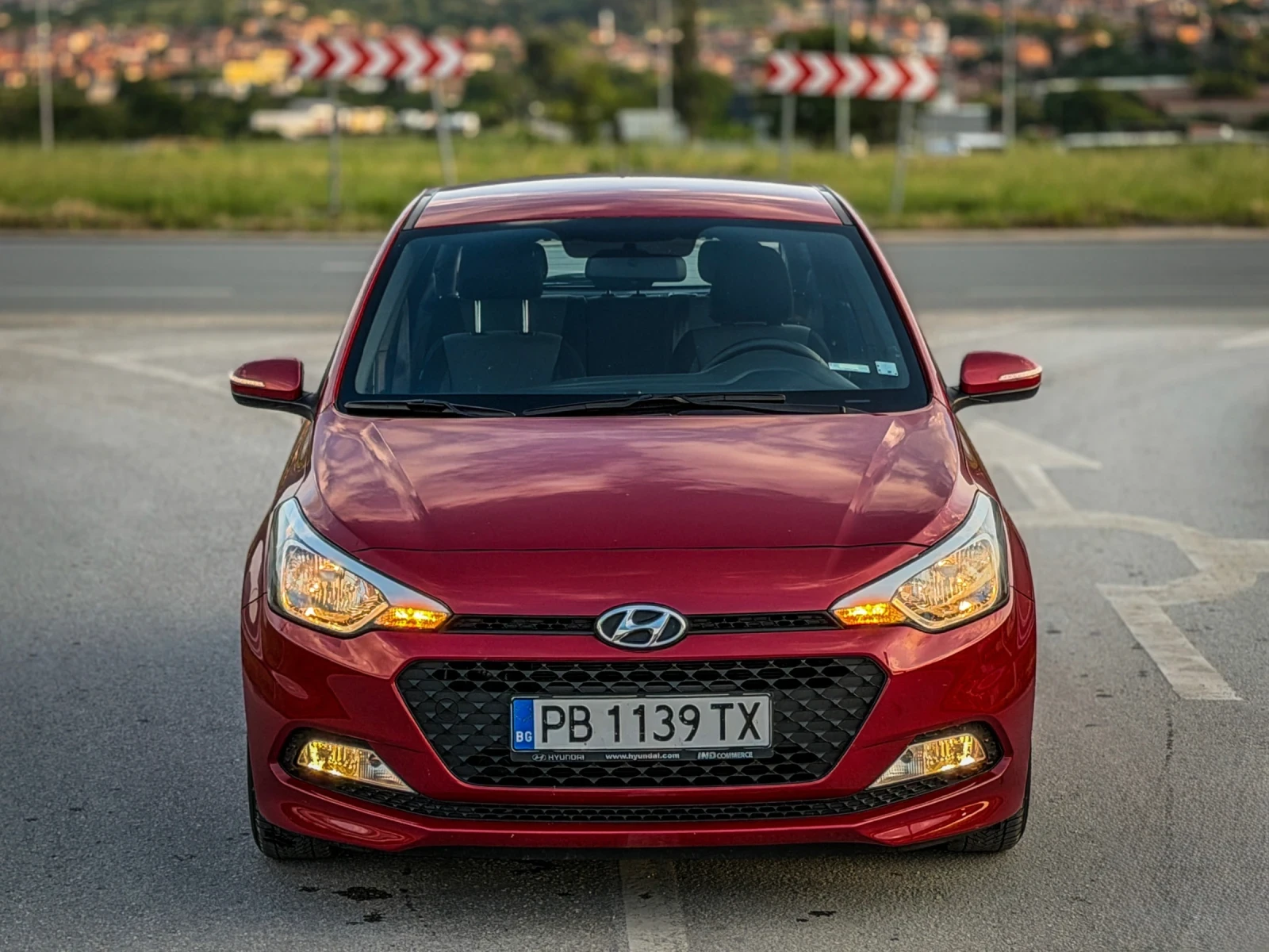 Hyundai I20 1.2i::ПЪРВИ СОБСТВЕНИК::, снимка 2 - Автомобили и джипове - 54683387