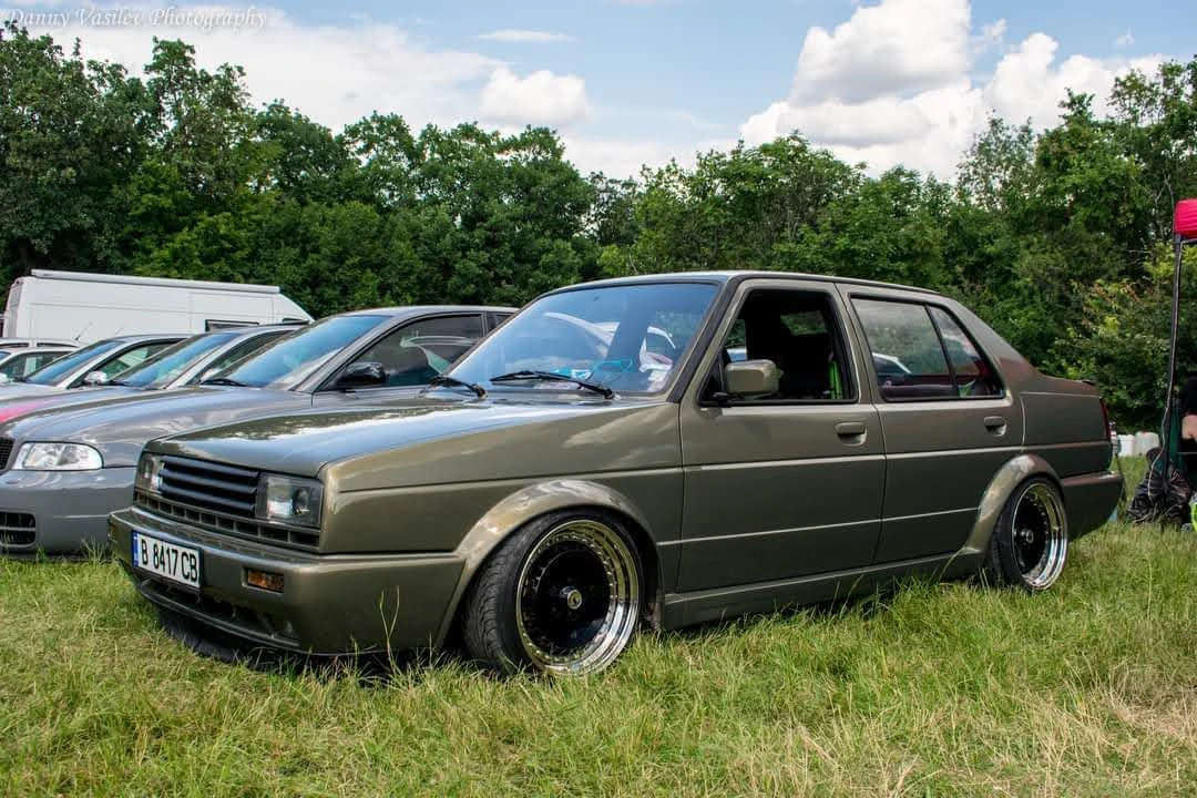 VW Jetta 2.8 VR6, снимка 4 - Автомобили и джипове - 55397752