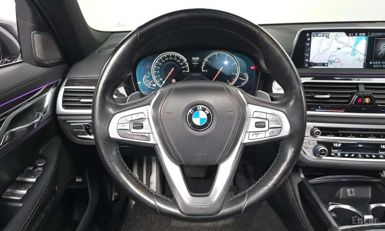 BMW 730 * ТЕЛЕВИЗОРИ * ДИСТРОНИК * МАСАЖИ * 360, снимка 13 - Автомобили и джипове - 55580376