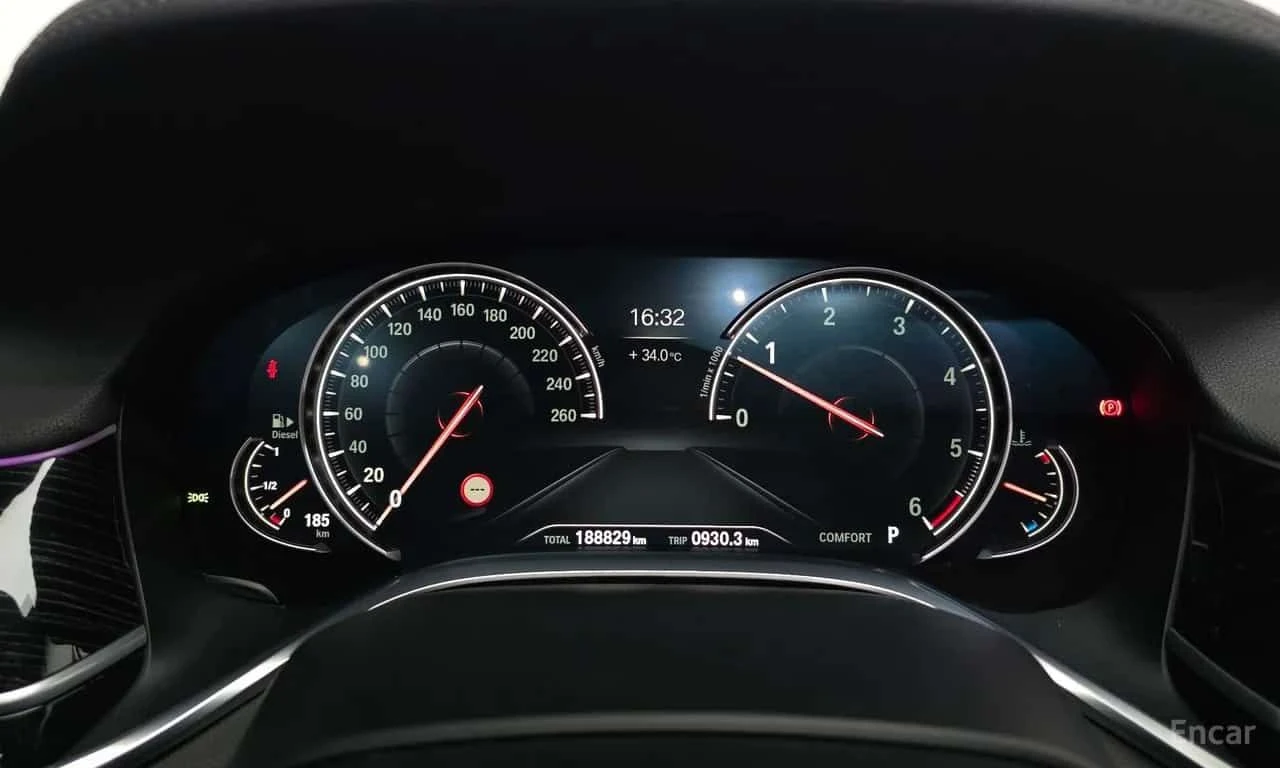 BMW 730 * ТЕЛЕВИЗОРИ * ДИСТРОНИК * МАСАЖИ * 360, снимка 8 - Автомобили и джипове - 55580376