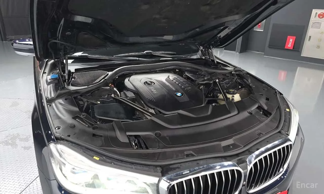 BMW 730 * ТЕЛЕВИЗОРИ * ДИСТРОНИК * МАСАЖИ * 360, снимка 6 - Автомобили и джипове - 55580376