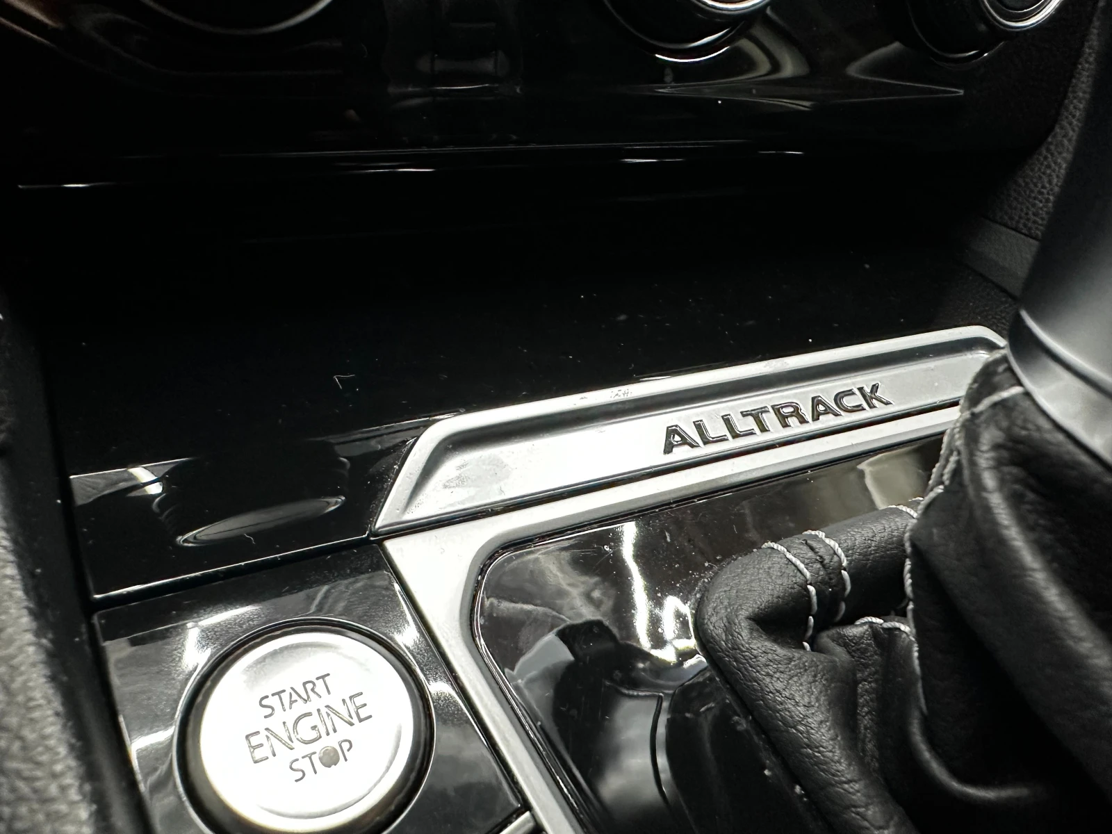 VW Alltrack 239кс/4Motion/LED/Digital, снимка 14 - Автомобили и джипове - 56504792
