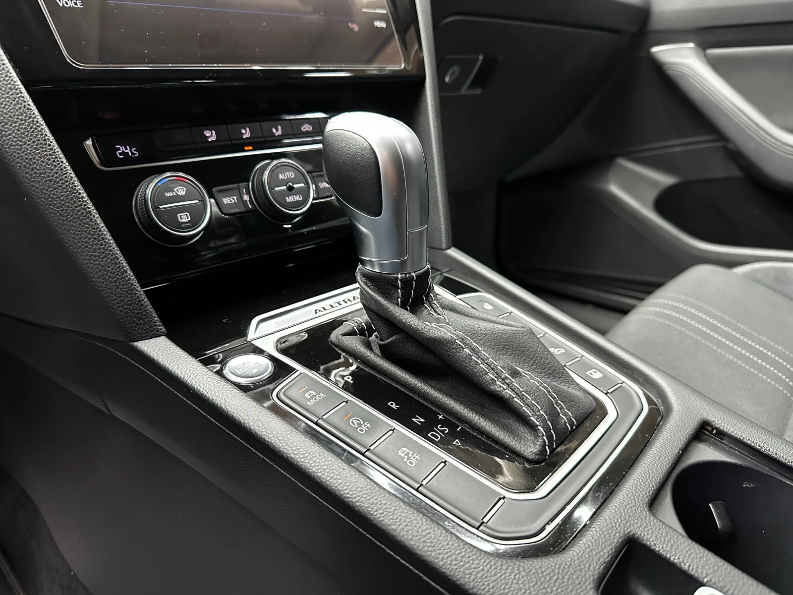 VW Alltrack 239кс/4Motion/LED/Digital, снимка 11 - Автомобили и джипове - 56504792