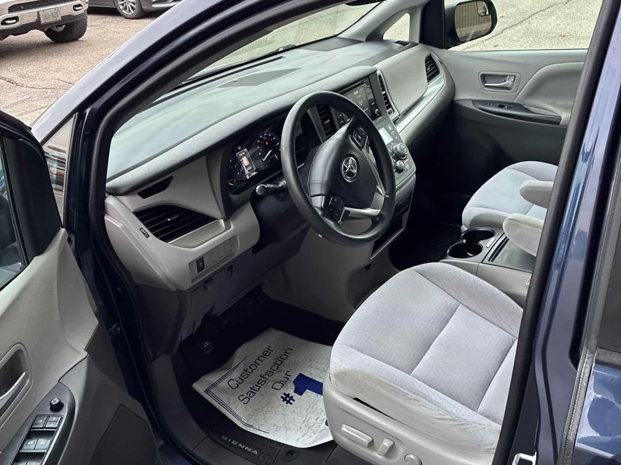 Toyota Sienna * LE* ���������� ��� ������������ ������*  | Mobile.bg � ����������� 5
