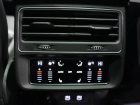 Audi SQ8, снимка 16