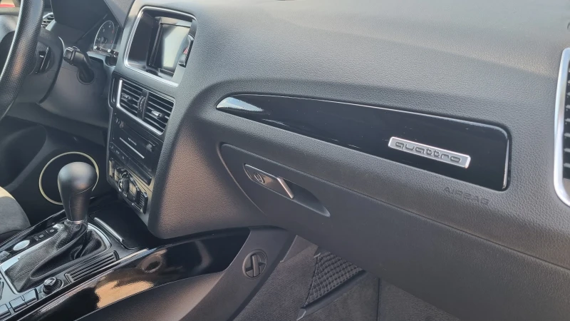 Audi Q5 3.0tdi V6 Quattro Automat  Bang&Olufsen Keyless , снимка 10 - Автомобили и джипове - 51275325