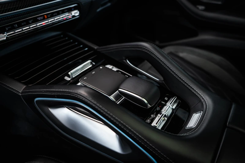 Mercedes-Benz GLE 53 4MATIC AMG 4M+ * Burmester* Carbon* NightPack* Pano* LED*, снимка 9 - Автомобили и джипове - 51692610