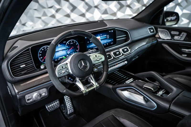 Mercedes-Benz GLE 53 4MATIC AMG 4M+ * Burmester* Carbon* NightPack* Pano* LED*, снимка 8 - Автомобили и джипове - 51692610