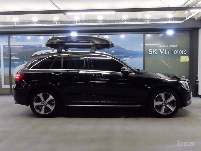 Mercedes-Benz GLC 300, снимка 3 - Автомобили и джипове - 52900136