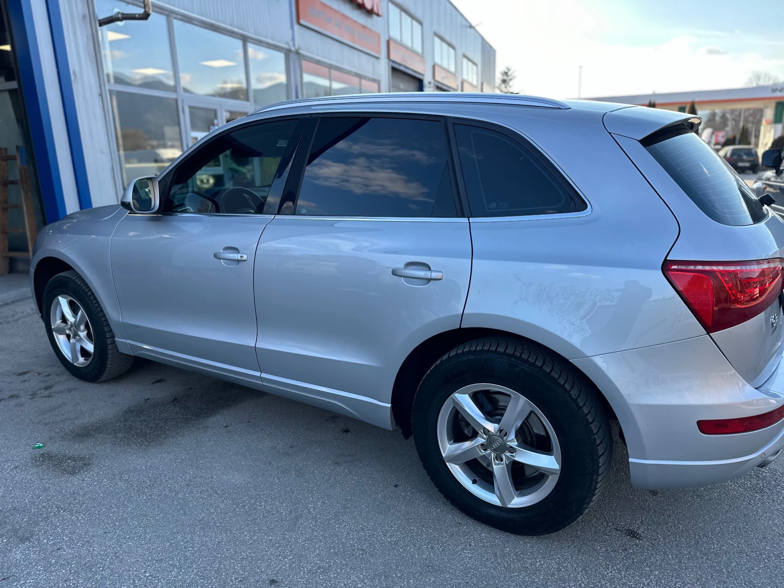 Audi Q5 3.0TDI 4X4 - изображение 6