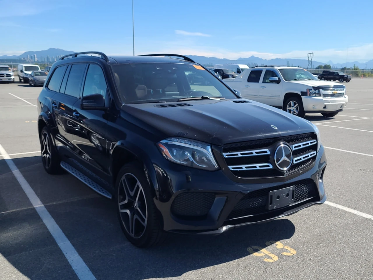 Mercedes-Benz GLS 500 * CARFAX * АВТО КРЕДИТ * ЦЕНА ДО БГ! - изображение 2