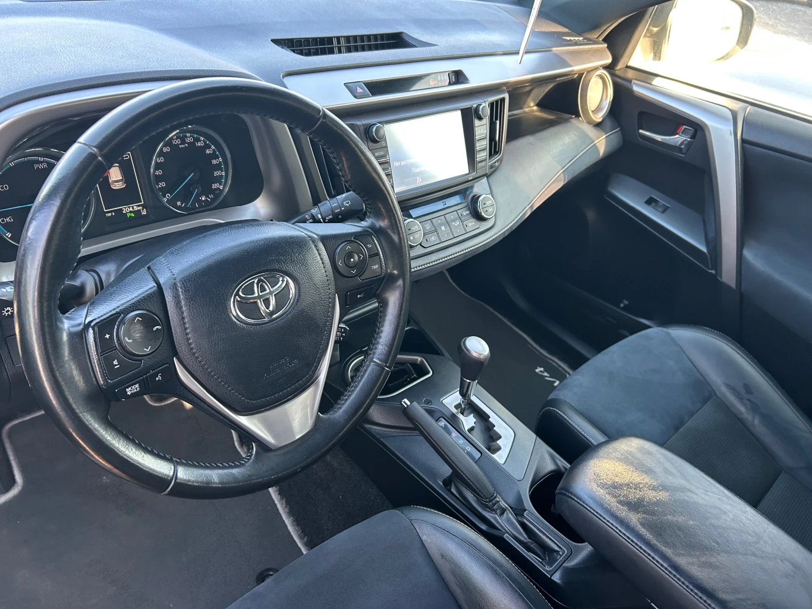 Toyota Rav4 Toyota-Rav4-2.5Hybrid-155kc-Avtomat  - изображение 10
