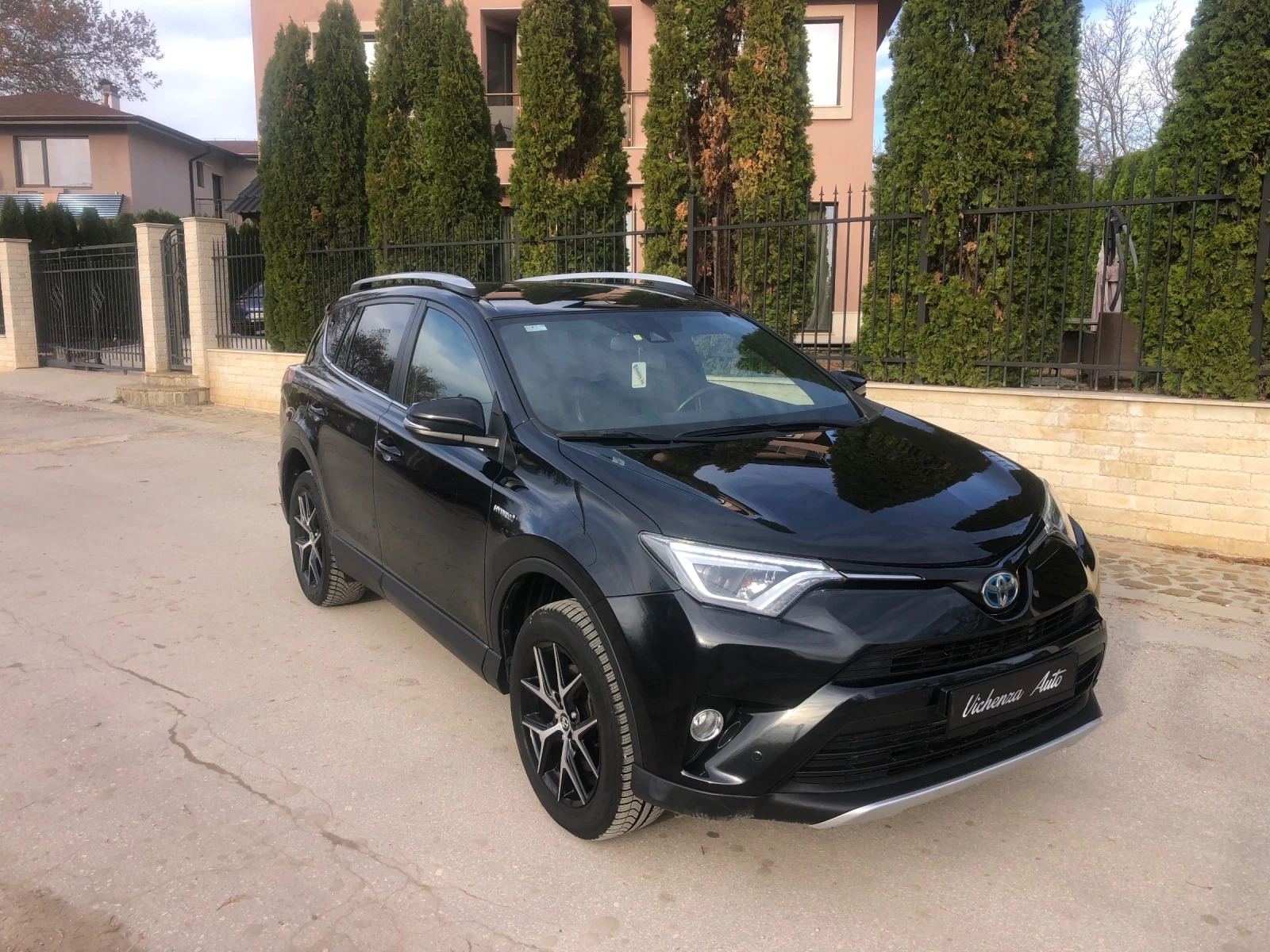 Toyota Rav4 Toyota-Rav4-2.5Hybrid-155kc-Avtomat  - изображение 6