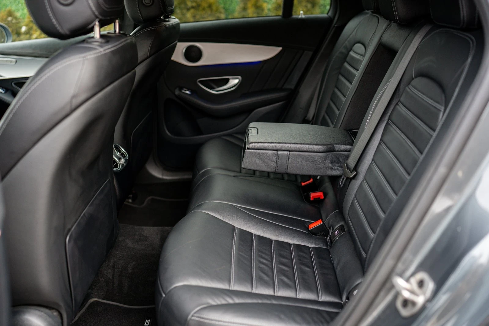 Mercedes-Benz EQC  4 MATIC | Mobile.bg   15