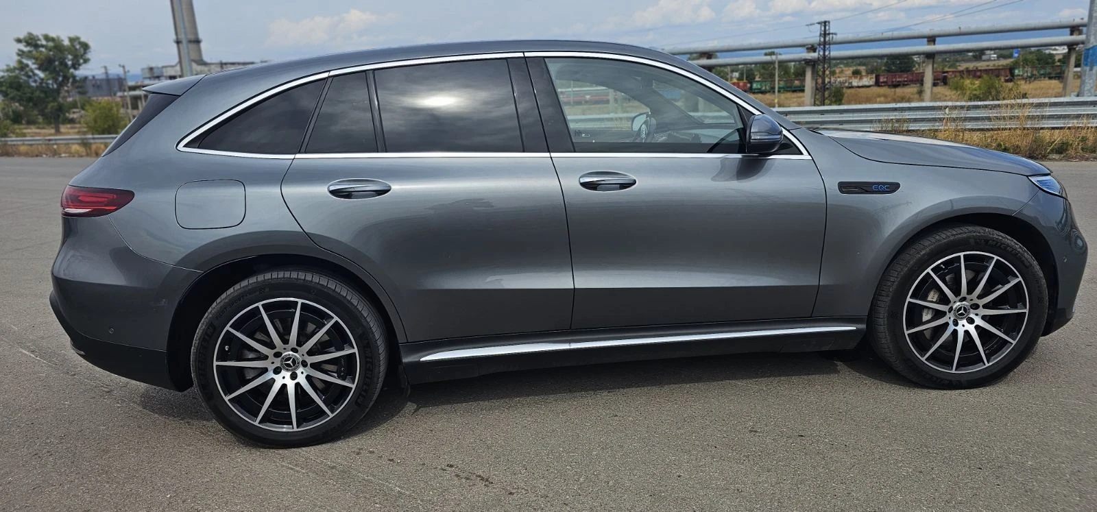 Mercedes-Benz EQC  4 MATIC - изображение 3