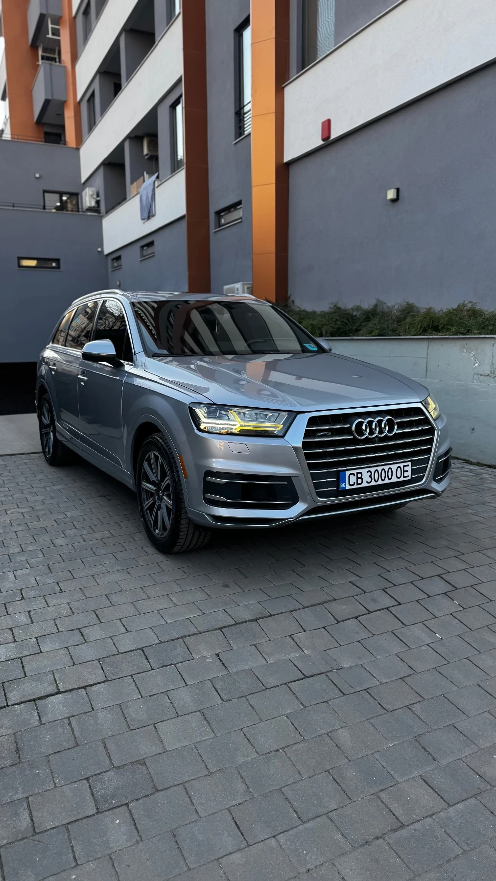 Audi Q7, снимка 2 - Автомобили и джипове - 53801281