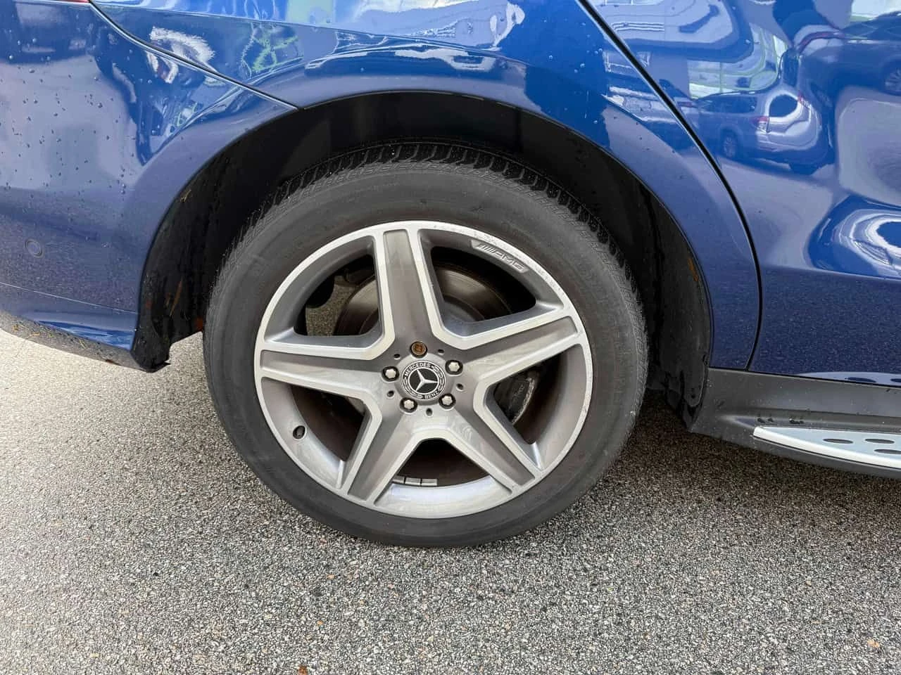 Mercedes-Benz GLE 400 ПАНОРАМА| 360 KAMEРИ| ПОДГРЕВИ| , снимка 6 - Автомобили и джипове - 54066389