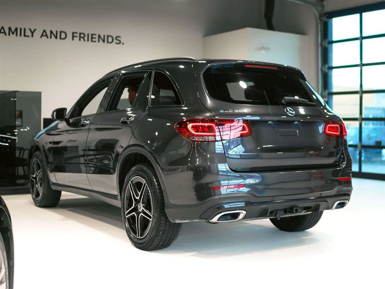 Mercedes-Benz GLC 300 ПАНО / ЛИЗИНГ/ ЦЕНА до БГ, снимка 7 - Автомобили и джипове - 55470562
