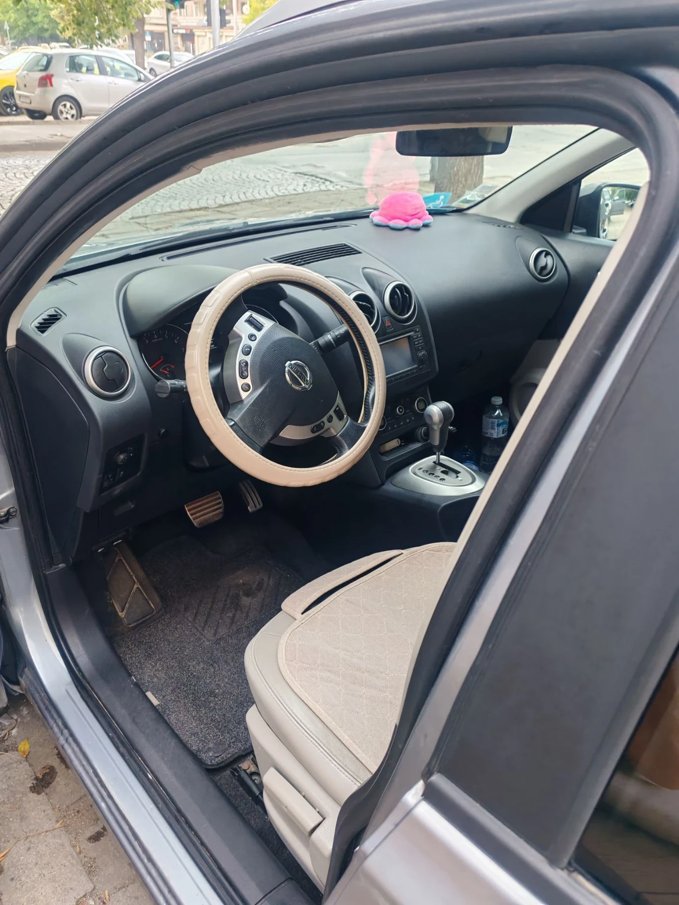 Nissan Qashqai, снимка 6 - Автомобили и джипове - 55984502