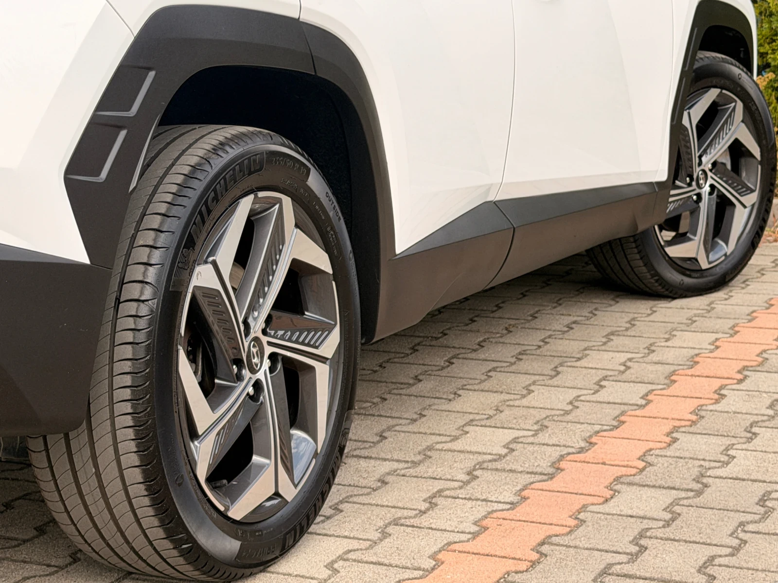 Hyundai Tucson HYBRID-ПОДГРЕВ-ОБДУХВАНЕ-ПАНОРАМА-360КAMEPA-FULL!!, снимка 8 - Автомобили и джипове - 56260541