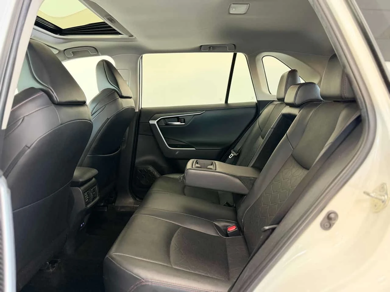 Toyota Rav4 * Trail AWD * CARFAX * ����� �� ����������� | Mobile.bg � ����������� 11