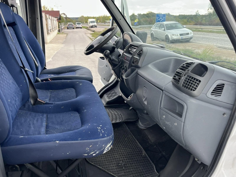 Peugeot Boxer 2.2HDI 101кс КЛИМАТИК 7 МЕСТА, снимка 11 - Бусове и автобуси - 52013028