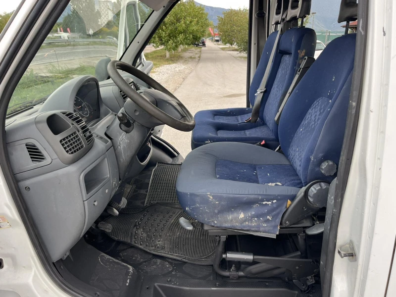 Peugeot Boxer 2.2HDI 101кс КЛИМАТИК 7 МЕСТА, снимка 8 - Бусове и автобуси - 52013028