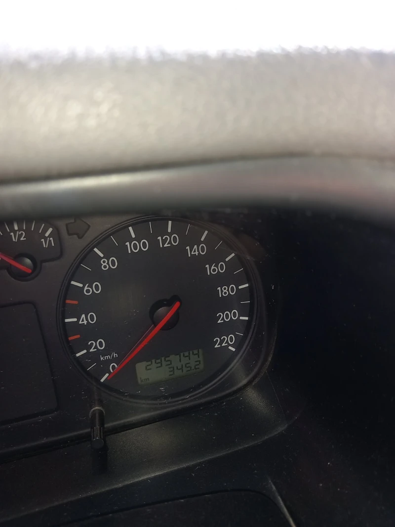 VW T4, снимка 4 - Бусове и автобуси - 53259658