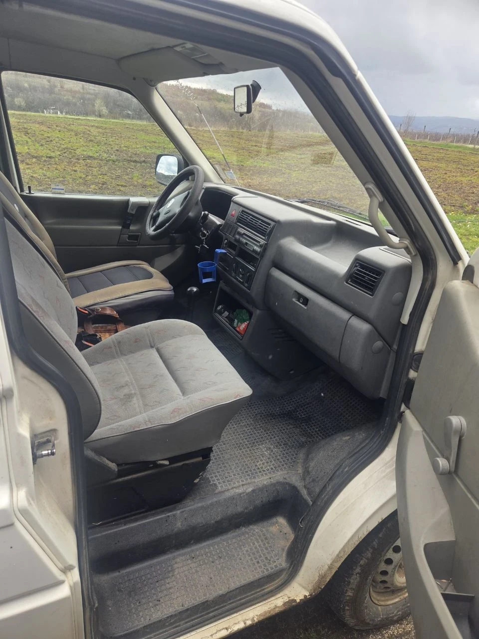 VW T4, снимка 3 - Бусове и автобуси - 53895181