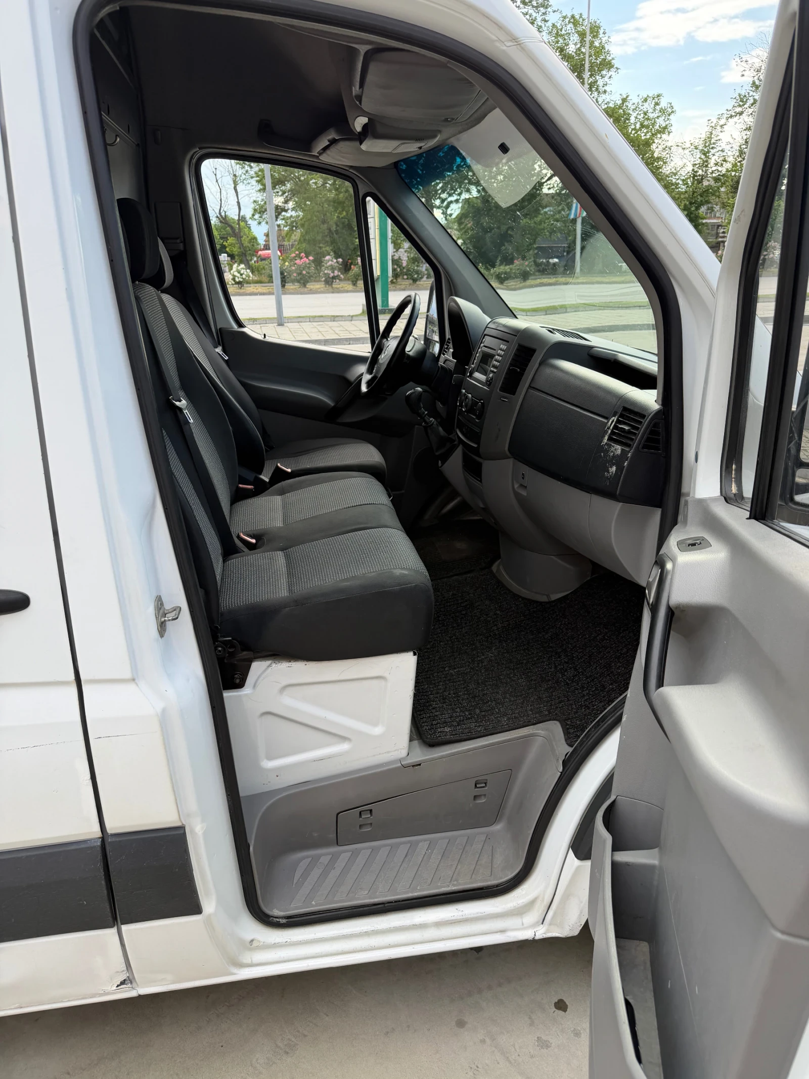 Mercedes-Benz Sprinter 316, снимка 9 - Бусове и автобуси - 54653513