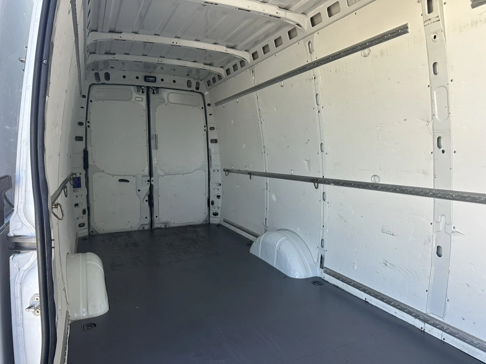 Iveco 35c17 XXL, снимка 8 - Бусове и автобуси - 56086087