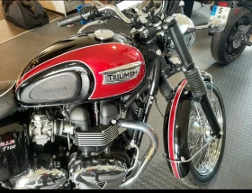 ������ Triumph Bonneville
