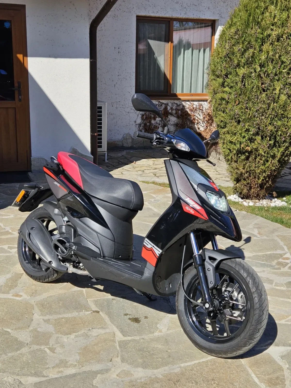 Aprilia Sr 125 Motard  | Mobile.bg   1