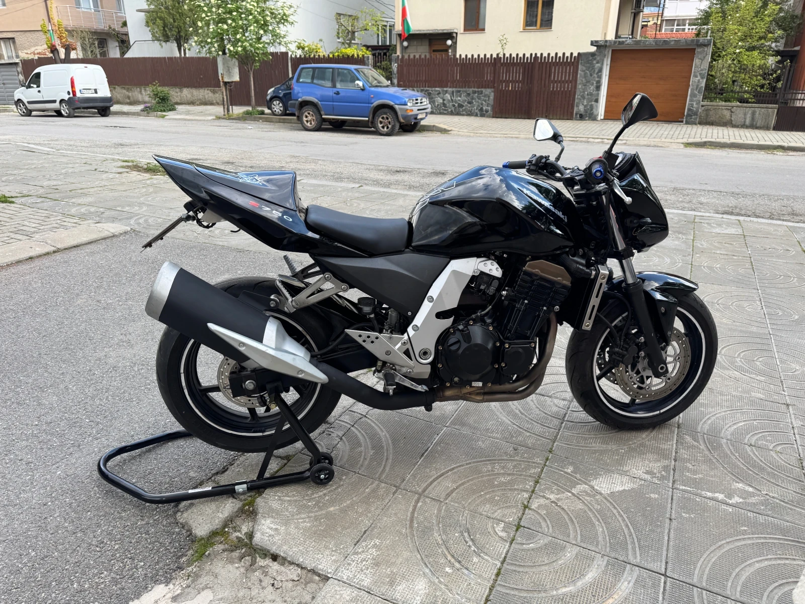 Kawasaki Z Z750, снимка 6 - Мотоциклети и мототехника - 54795291