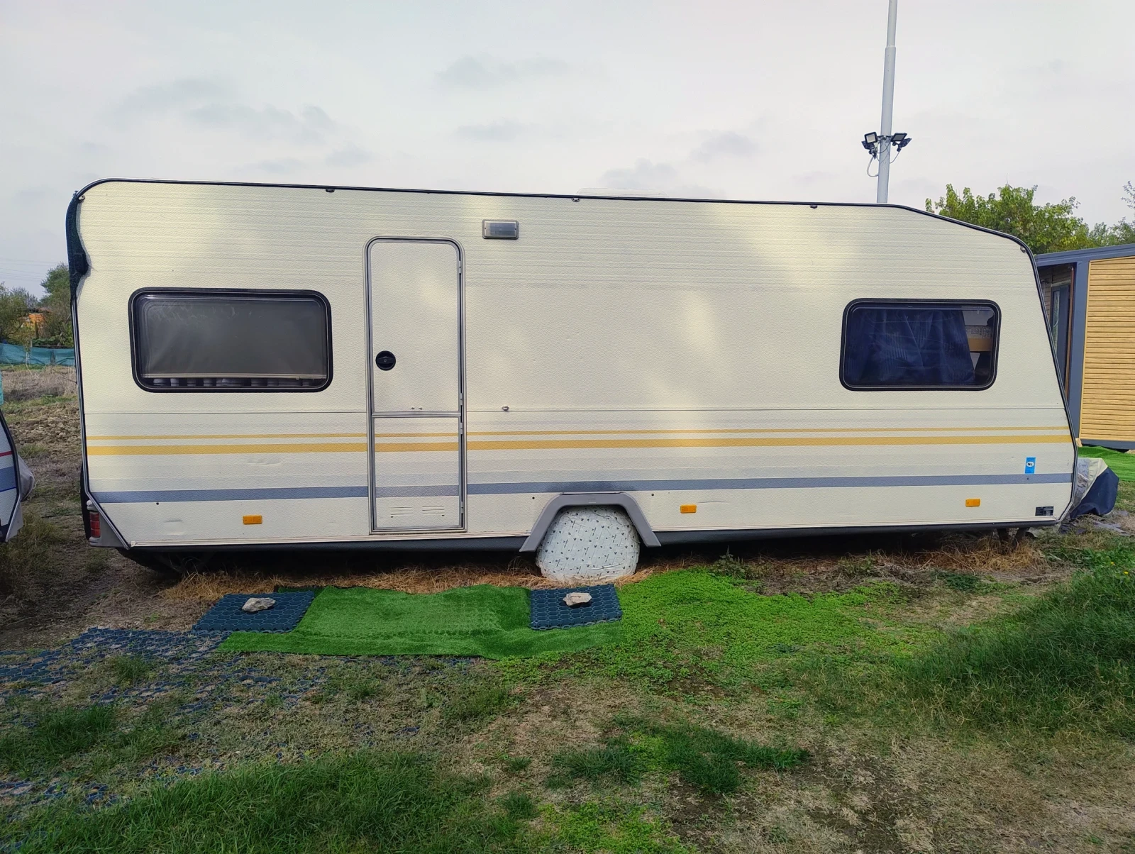 Каравана Knaus 8804, снимка 1