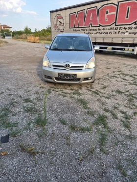 ����� �� �������� �� Toyota Corolla verso