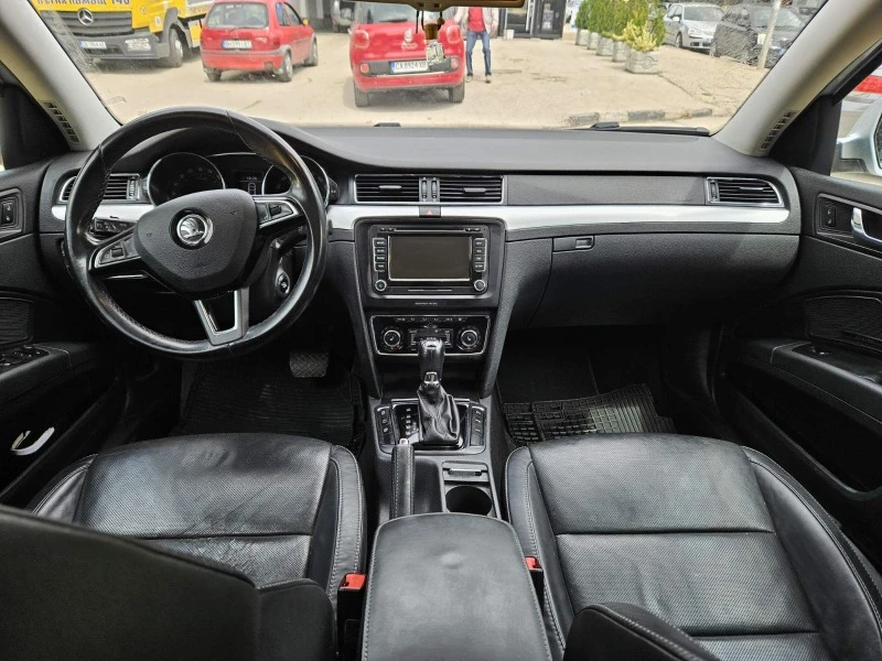 Skoda Superb 2.0TDI ! 4X4 ! SWISS ! СЕРВИЗНА КНИЖКА !, снимка 8 - Автомобили и джипове - 47148003