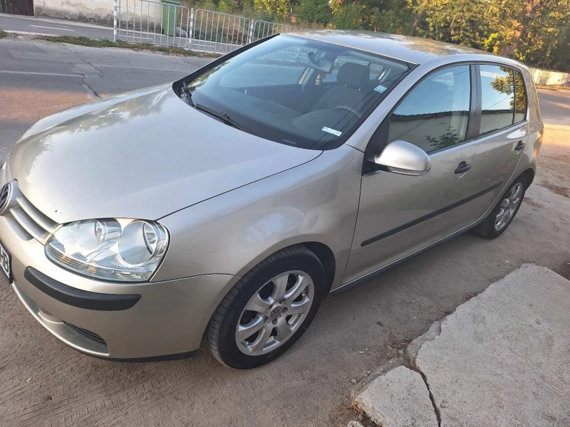 VW Golf 5, снимка 3 - Автомобили и джипове - 47317766