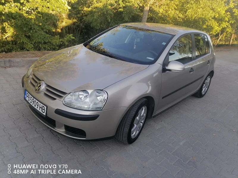 VW Golf 5, снимка 8 - Автомобили и джипове - 47317766