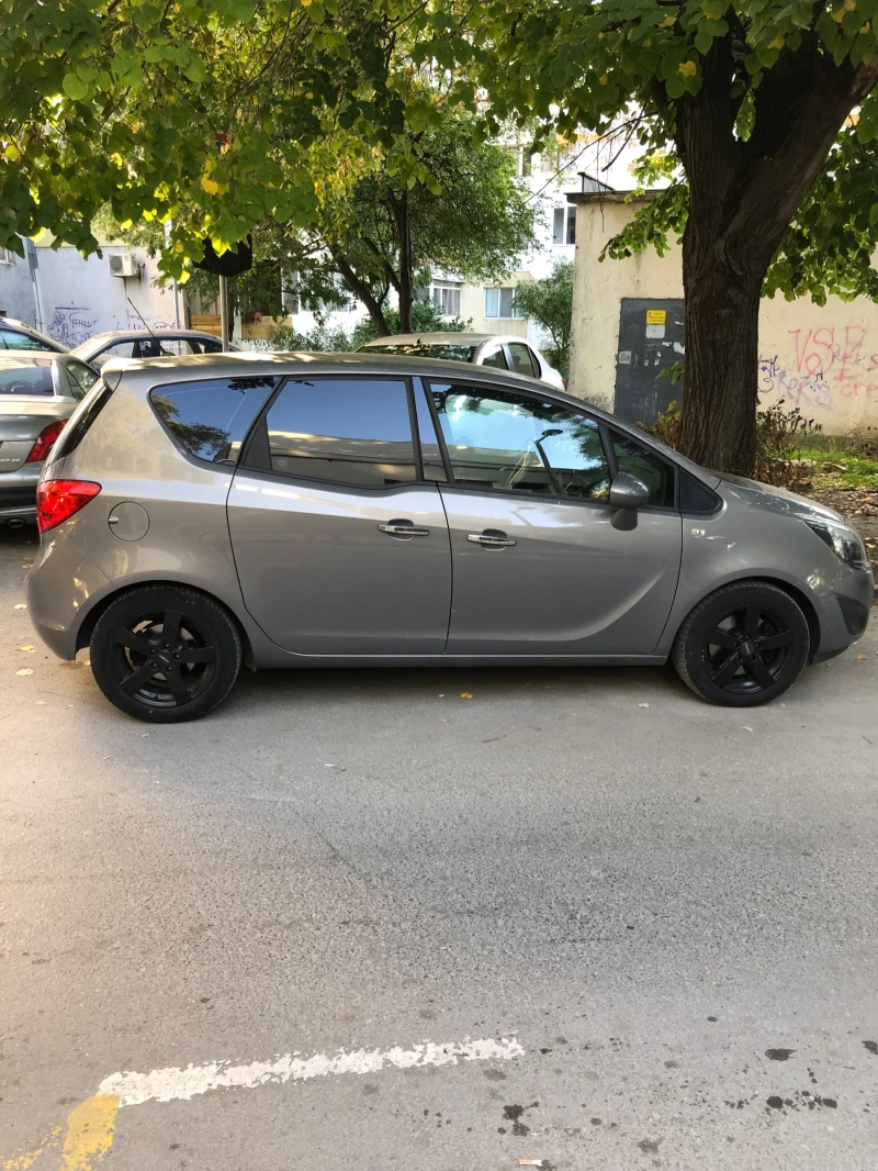 Opel Meriva 1.7 cdti, снимка 3 - Автомобили и джипове - 47665756